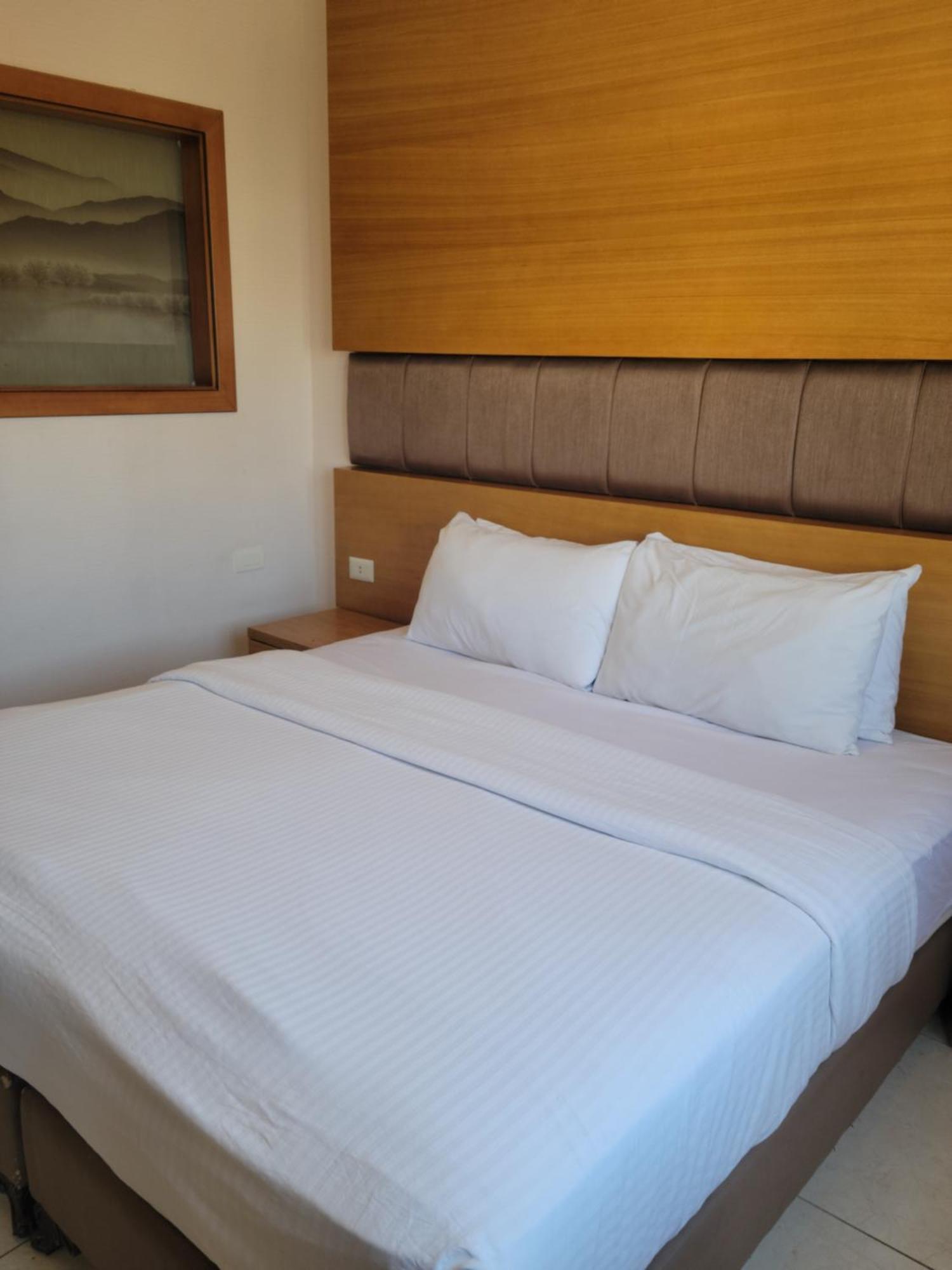 Big Ben Hotel Suites 암만 외부 사진